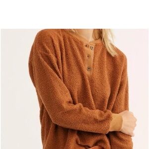 DONNI Mini Sherpa Henley